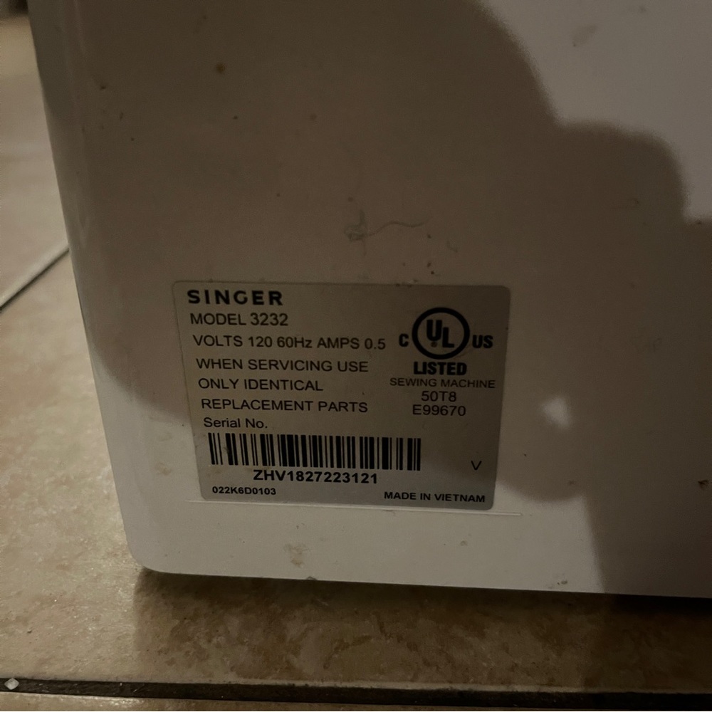 Singer Simple 3232 Sewing Machine FOR PARTS ONLY - Picture 7 of 8